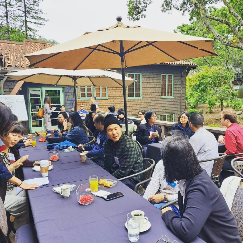 APARRI conference_lunch outside